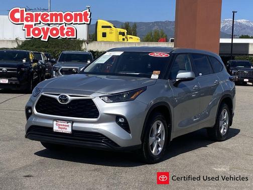 2024 Toyota Highlander LE