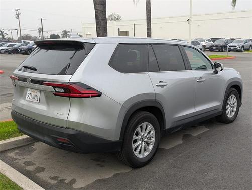 2025 Toyota Grand Highlander XLE