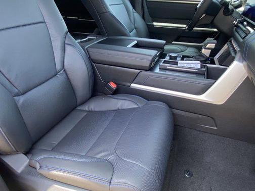 2025 Toyota Sequoia Platinum