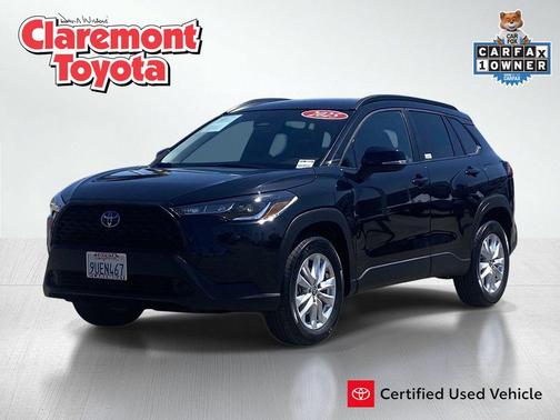 Jet Black 2025 Toyota Corolla Cross LE