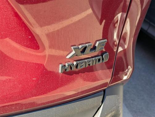 2024 Toyota RAV4 Hybrid XLE Premium