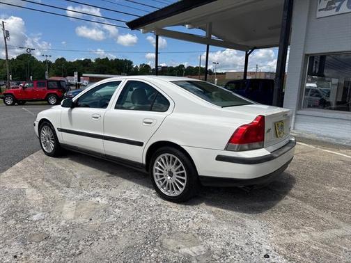2002 Volvo S60 T5