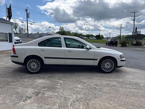 2002 Volvo S60 T5