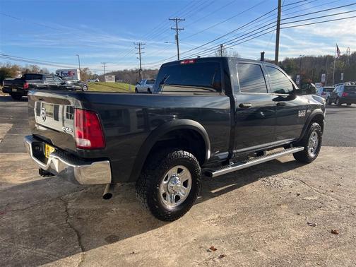 2018 RAM 2500 Tradesman Crew Cab 4x4 6'4' Box