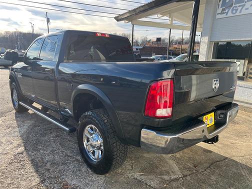 2018 RAM 2500 Tradesman Crew Cab 4x4 6'4' Box