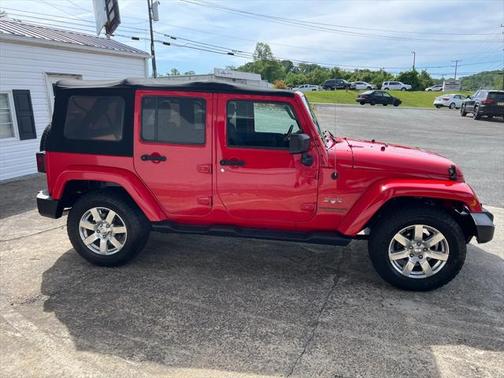 2017 Jeep Wrangler Unlimited Sahara