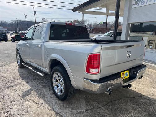 2017 RAM 1500 Laramie