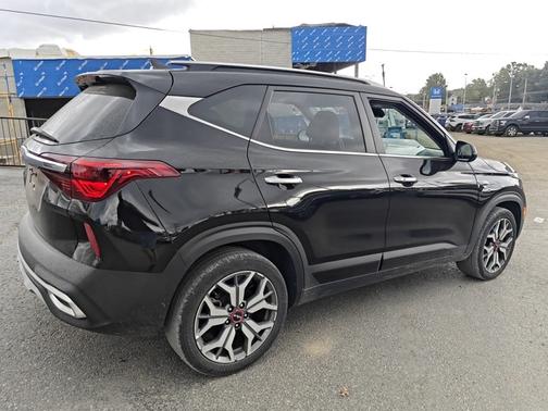 2023 Kia Seltos SX