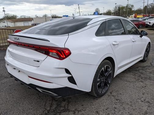 2022 Kia K5 GT-Line
