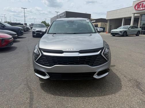 Steel Gray 2024 Kia Sportage Hybrid LX