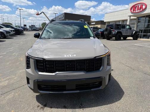 Brown 2024 Kia Sorento X-Line SX