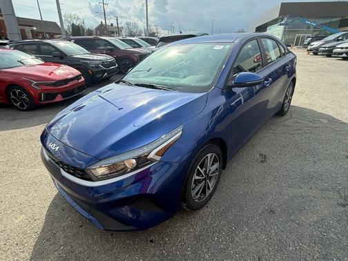 Deep Sea Blue 2023 Kia Forte LXS
