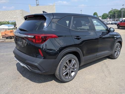 2022 Kia Seltos LX