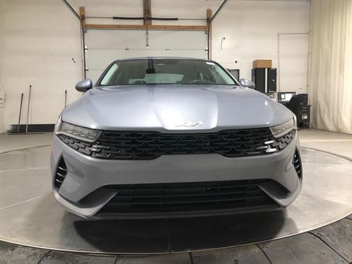 Everlasting Silver 2023 Kia K5 LXS