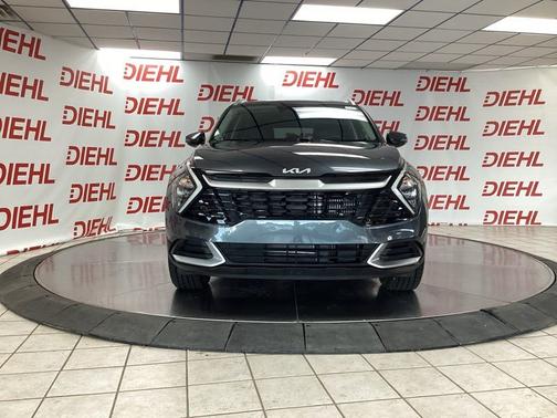 Gray 2023 Kia Sportage Hybrid EX