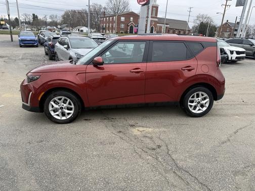 2024 Kia Soul LX