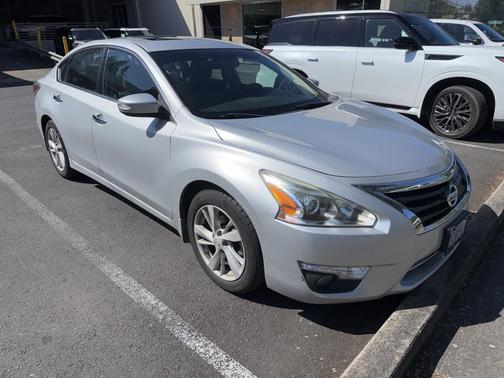 Brilliant Silver 2015 Nissan Altima 2.5 SV