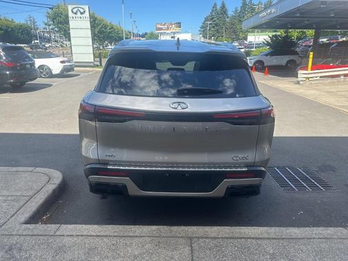 Warm Titanium 2023 INFINITI QX60 Luxe