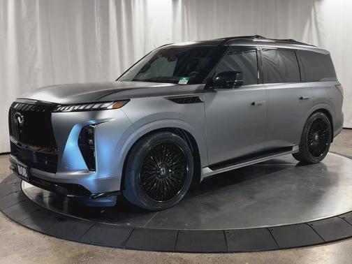 Dynamic Metal 2026 INFINITI QX80 SPORT
