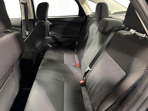 Shadow Black 2017 Ford Focus SE