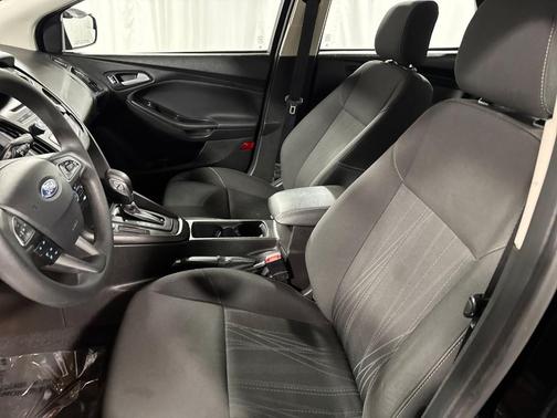 Shadow Black 2017 Ford Focus SE