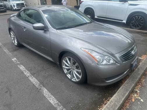 Platinum Graphite 2009 INFINITI G37
