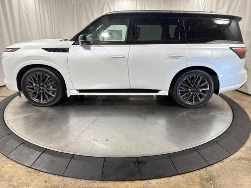 2t Radiant Whit 2026 INFINITI QX80 AUTOGRAPH
