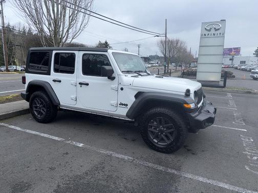 2024 Jeep Wrangler Sport