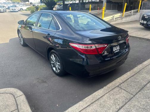 Cosmic Gray Mica 2017 Toyota Camry SE