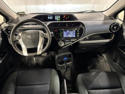 Classic Silver Metallic 2015 Toyota Prius c Three