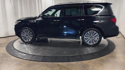2022 INFINITI QX80 SENSORY