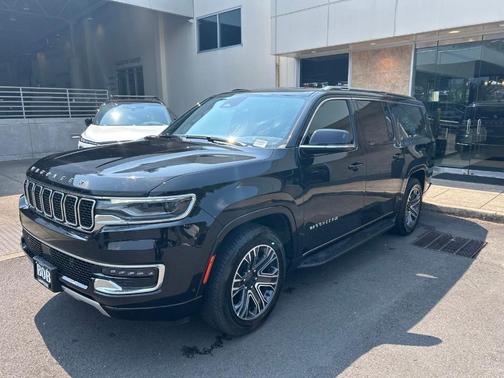 Diamond Black 2024 Jeep Wagoneer L Series II