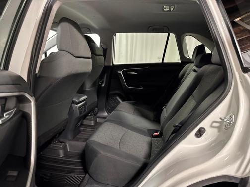 Super White 2021 Toyota RAV4 XLE