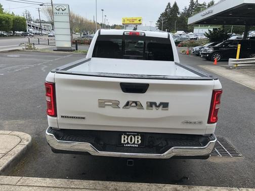 Bright White Clearcoat 2025 RAM 1500 Big Horn/Lone Star