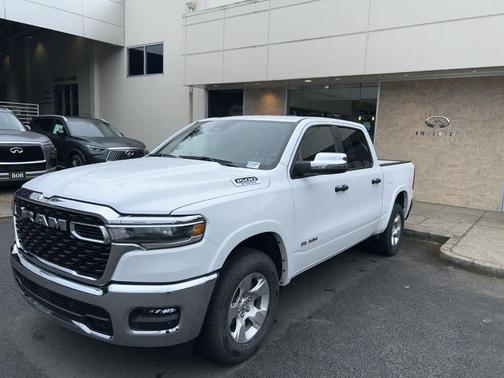 Bright White Clearcoat 2025 RAM 1500 Big Horn/Lone Star