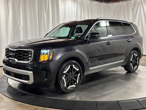 Metal 2025 Kia Telluride S