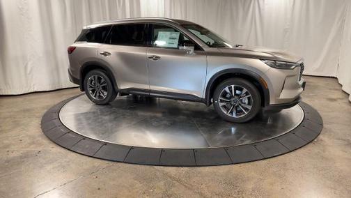 2024 INFINITI QX60 LUXE