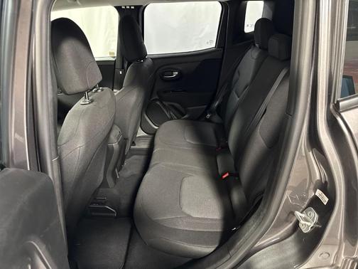 Granite Crystal Clearcoat Metallic 2019 Jeep Renegade Sport