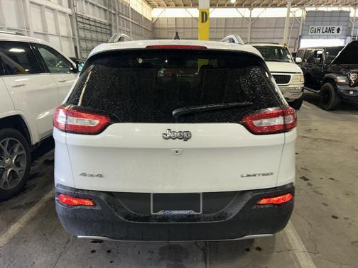 Bright White Clearcoat 2017 Jeep Cherokee Limited