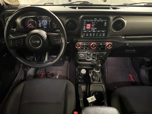 2021 Jeep Gladiator Sport