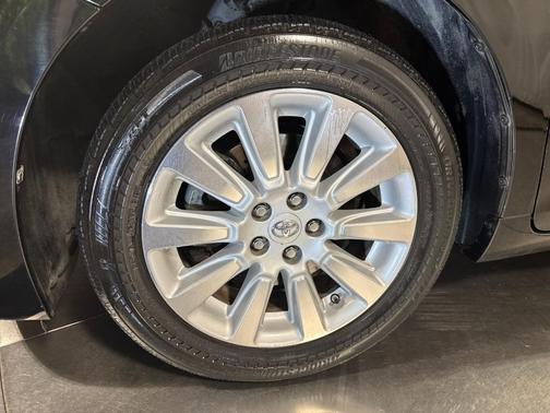 2013 Toyota Sienna XLE