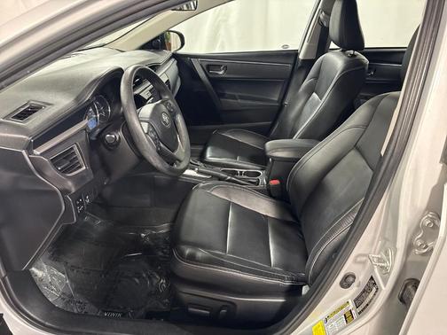 Classic Silver Metallic 2016 Toyota Corolla LE Premium