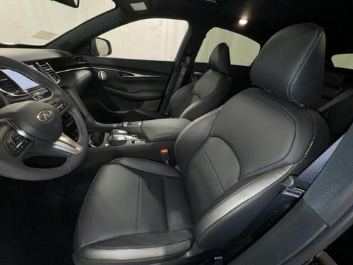 2025 INFINITI QX55 ESSENTIAL