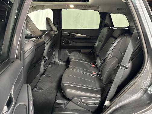 Graphite Shadow 2026 INFINITI QX60 Luxe