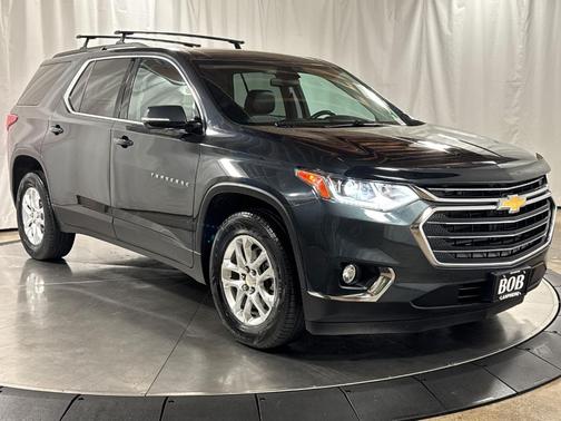 Graphite Metallic 2019 Chevrolet Traverse LT Leather