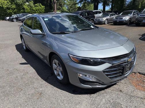 Sterling Gray Metallic 2023 Chevrolet Malibu LT