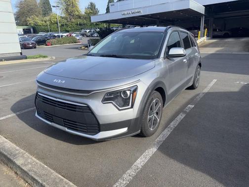 2023 Kia Niro EX