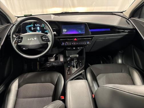 Steel Gray 2023 Kia Niro EX