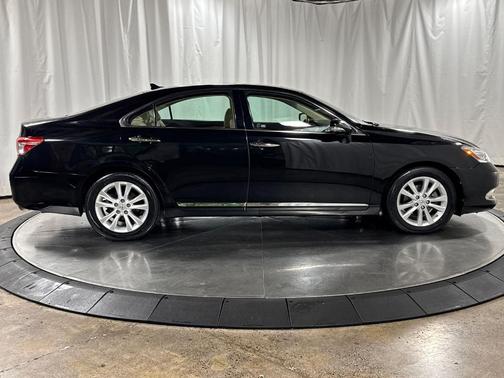 Obsidian Black 2011 Lexus ES 350 Base