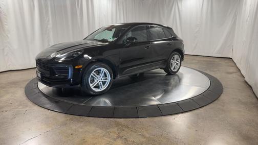 2024 Porsche Macan Base